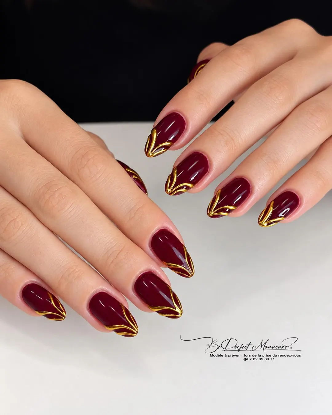 Ongles de Noël 2026 : idées de manucure pour les fêtes